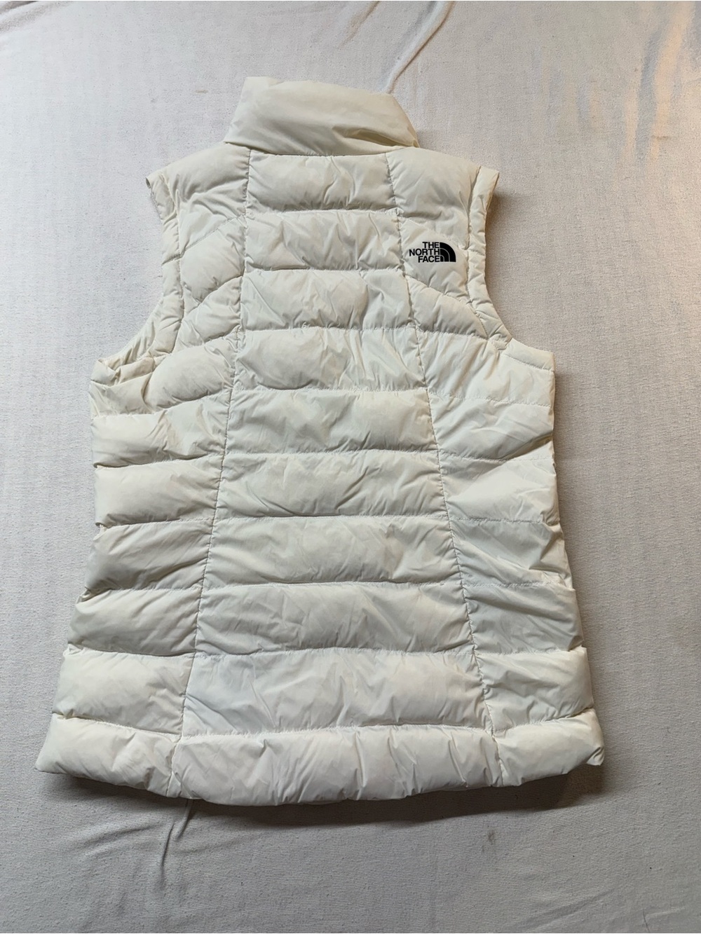 The North Face Women's White Quilted Down Vest - Picture 6 of 7
